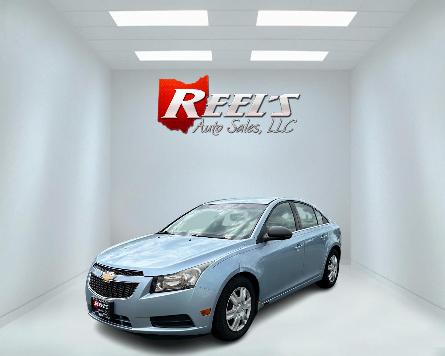 2011 Blue /Black Chevrolet Cruze LS Auto (1G1PC5SHXB7) with an 1.8L I4 DOHC 16V engine, 6-Speed Automatic transmission, located at 547 E. Main St., Orwell, OH, 44076, (440) 437-5893, 41.535435, -80.847855 - Photo #0